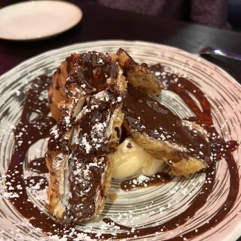 Blue Sushi Sake Grill - Chocolate spring rolls - Sushi Bars Near Me - Birmingham, Alabama