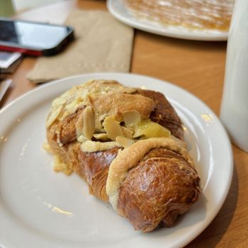 Baguette & Chocolat - Baguette & Chocolat_Quebece_Yelp_Sanju-10 - Cafes Near Me - Quebec City, Quebec Baguette & Chocolat - Baguette & Chocolat_Quebece_Yelp_Sanju-10 - Cafes Near Me - Quebec City, Quebec