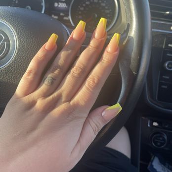 Real Nails & Spa - Nail Salons Near Me - Lakewood, California Real Nails & Spa - Nail Salons Near Me - Lakewood, California