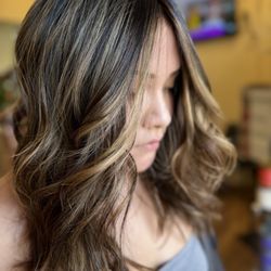 Beauty & Style Salon