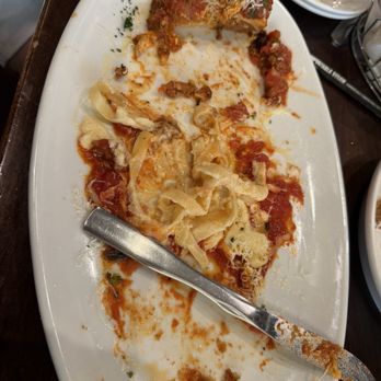 Olive Garden - Ala Moana - Tour of Italy! Mopped it (photo taken right before we ate it all) - Italian Near Me - Honolulu, Hawaii Olive Garden - Ala Moana - Tour of Italy! Mopped it (photo taken right before we ate it all) - Italian Near Me - Honolulu, Hawaii