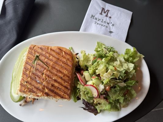 Marlow's Tavern by null