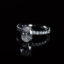 Video of my wife's ring Video of my wife's ring