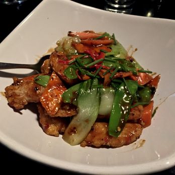 Starfish - Mahi Mahi “Hot Fish” (Wok Fired Crispy Mahi + Sweet and Spicy Sauce + Bok Choy + Carrots + Snow Peas) - Asian Fusion Near Me - Laguna Beach, California