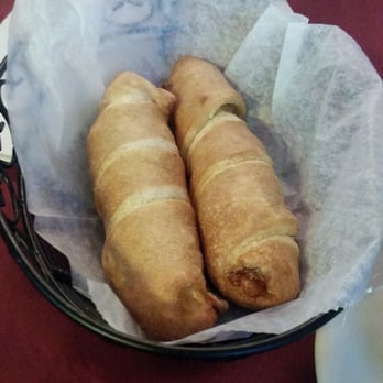 La Fogata Restaurant - Cheesey breads - Colombian Near Me - Elizabeth, New Jersey