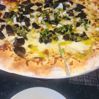 Bankhead Brewpub - Street pizza - Brewpubs Near Me - Fort Worth, Texas