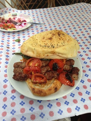 Sur Ocakbaşı by null