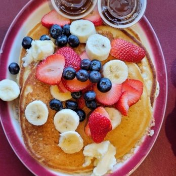 Marketside Restaurant - Pancakes with fruit - Breakfast & Brunch Near Me - Niagara Falls, New York Marketside Restaurant - Pancakes with fruit - Breakfast & Brunch Near Me - Niagara Falls, New York