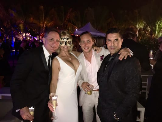 The Deck at Island Gardens by null