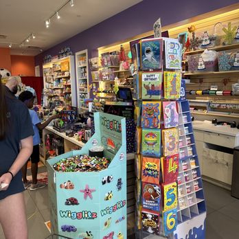 Learning Express - Checkout - Toy Stores Near Me - Highland Village, Texas Learning Express - Checkout - Toy Stores Near Me - Highland Village, Texas