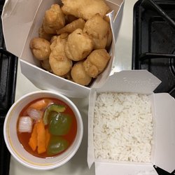 Mai Lee Chinese Restaurant - Sweet and Sour Chicken $9.55 large