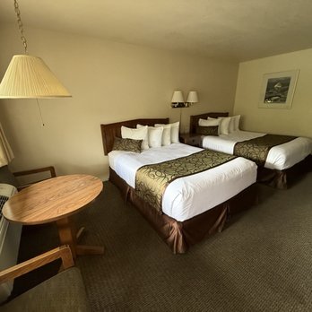 Mariposa Lodge - Hotels Near Me - Mariposa, California Mariposa Lodge - Hotels Near Me - Mariposa, California