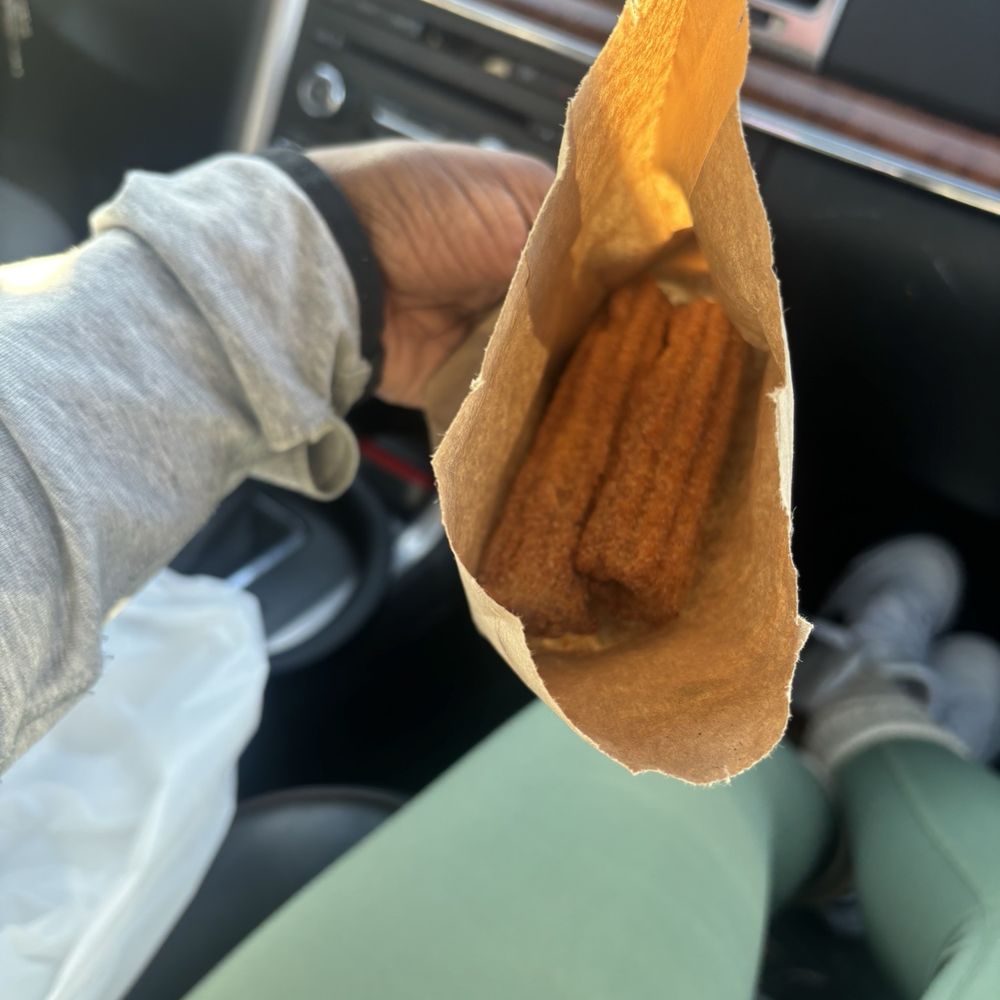 Che Chori Foods - 2 (5-INCH) CHURROS (Mexican Caramel Filling) - Argentine Near Me - Indianapolis, Indiana Che Chori Foods - 2 (5-INCH) CHURROS (Mexican Caramel Filling) - Argentine Near Me - Indianapolis, Indiana