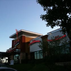 Boston's Restaurant & Sports Bar