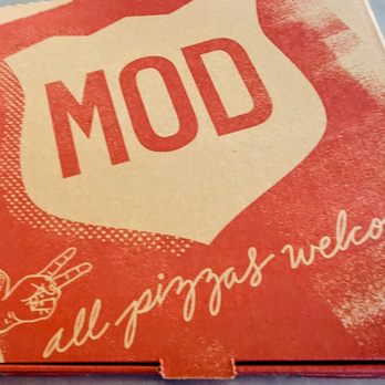 MOD Pizza - 11 inch pizza box - Pizza Near Me - Livonia, Michigan