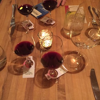 Wine o'Clock - Inside - Wine Bars Near Me - Prosser, Washington Wine o'Clock - Inside - Wine Bars Near Me - Prosser, Washington