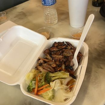 Cafe Gossip - Chicken bowl - Asian Fusion Near Me - Moreno Valley, California