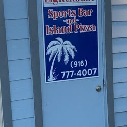 Light House Sports Bar and Island Pizza - Great food thanks to Corey and Frank!
