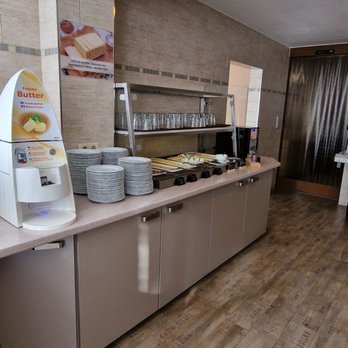 Hotel Wilna - Frühstücksbuffet - Hotels Near Me - Erfurt, TH Hotel Wilna - Frühstücksbuffet - Hotels Near Me - Erfurt, TH