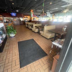 Los Pedros Mexican Gril - Entry