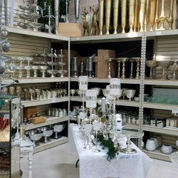 Kennicott Warren - Wedding designers who visit our supply showroom become inspired with ideas for upcoming jobs