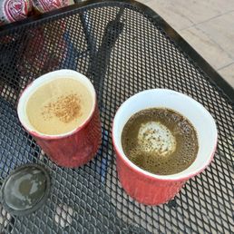 House Chai Latte and Hojicha Latte (Oat) House Chai Latte and Hojicha Latte (Oat)