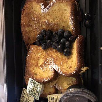 Starting Gate Restaurant At the Marriott - french toast and blueberries - New American Near Me - Buellton, California Starting Gate Restaurant At the Marriott - french toast and blueberries - New American Near Me - Buellton, California