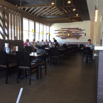 Simply Pho - Spacious, stylish and ultra clean.  Very comfortable dining area with nice understated decor. - Vietnamese Near Me - Lake Forest, California