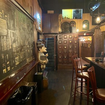 Central Cigars - Very cool place - Tobacco Shops Near Me - Saint Petersburg, Florida