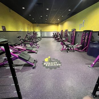 Planet Fitness - Separate small room off to the side for other focus - Gyms Near Me - Mesa, Arizona