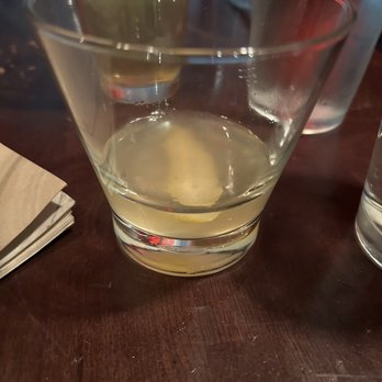DRY 85 - Bees knees - Bars Near Me - Annapolis, Maryland