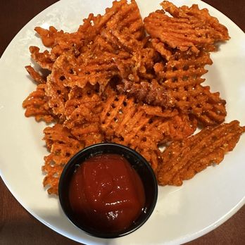 Oak Tavern - Sweet potato waffle fries - Pubs Near Me - Prattville, Alabama