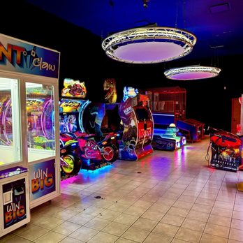 Cinemark Legacy and XD - Cinema Near Me - Plano, Texas Cinemark Legacy and XD - Cinema Near Me - Plano, Texas