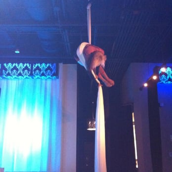 Suite Restaurant / Lounge - Amazing Talent! - Bars Near Me - Bellevue, Washington