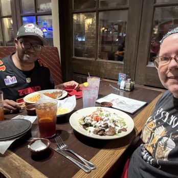 El Fenix - Mexican Near Me - Irving, Texas