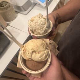 Split scoop with cookie butter and chocolate hazelnut (left) Split scoop Strawberry shortcake and carnival crunch (right) Split scoop with cookie butter and chocolate hazelnut (left) Split scoop Strawberry shortcake and carnival crunch (right)