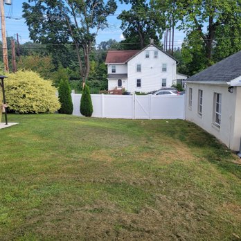 Ergeon - Back section by garage - Fences & Gates Near Me - Philadelphia, Pennsylvania Ergeon - Back section by garage - Fences & Gates Near Me - Philadelphia, Pennsylvania