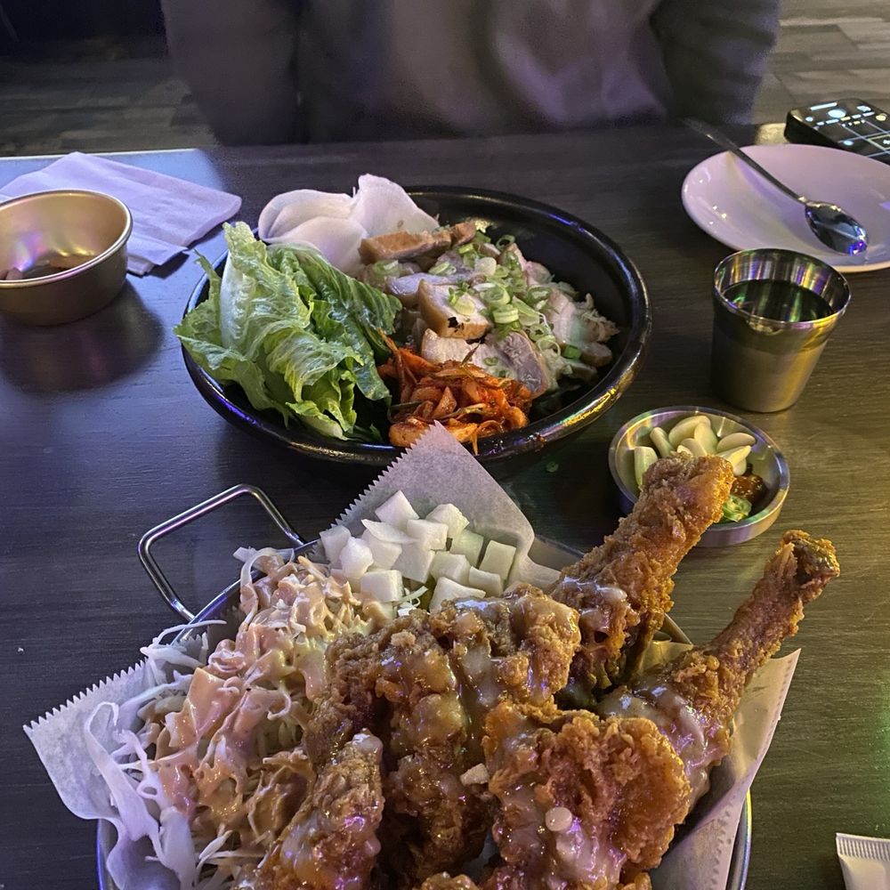 Urban Pocha - bossam urban honey garlic chicken - Korean Near Me - Pasadena, California Urban Pocha - bossam urban honey garlic chicken - Korean Near Me - Pasadena, California