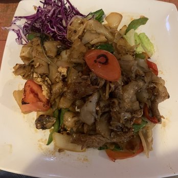 Melody Thai Cuisine - Drunken noodle. Delicious!! - Thai Near Me - Sun City, California Melody Thai Cuisine - Drunken noodle. Delicious!! - Thai Near Me - Sun City, California