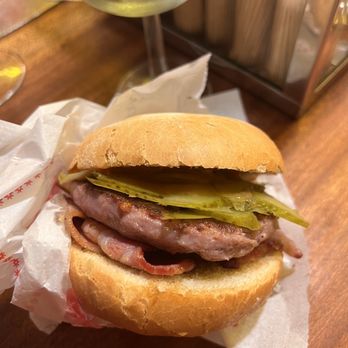 Can Paixano - Hamburgesa Bacó - Tapas/Small Plates Near Me - Barcelona, B