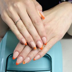 1st Nails & Spa