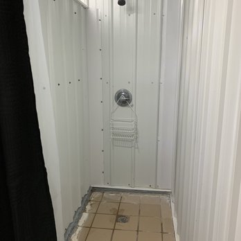 Walnut Meadows Campground - Ladies room shower #2 - Campgrounds Near Me - Berea, Kentucky Walnut Meadows Campground - Ladies room shower #2 - Campgrounds Near Me - Berea, Kentucky