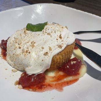 The Yard - Strawberry Gooey Shortcake, oh yeah.! - Sports Bars Near Me - McKinney, Texas