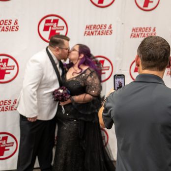 HEROES & FANTASIES - Updated June 2025 - 198 Photos & 147 Reviews - 13013 N. US-Hwy 281, San