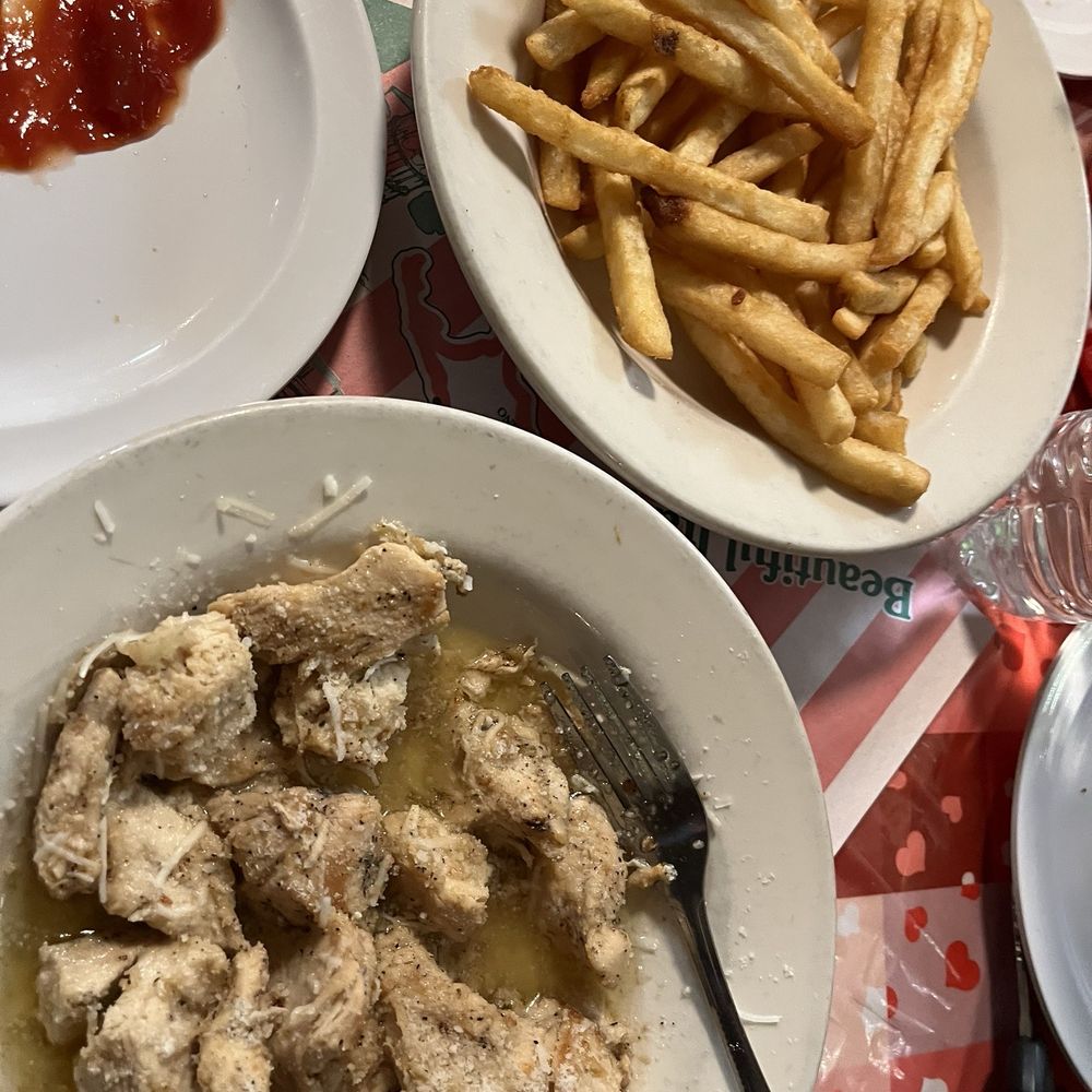Alta Pizzeria & Pasta House - Chicken scampi with french fries - Pizza Near Me - Hazleton, Pennsylvania Alta Pizzeria & Pasta House - Chicken scampi with french fries - Pizza Near Me - Hazleton, Pennsylvania