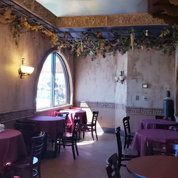 La Strada - Seating area - Italian Near Me - San Pablo, California