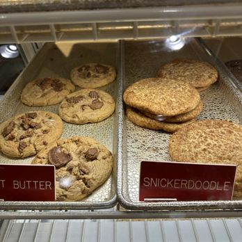 Larry's Homemade Ice Cream - Delicious soft cookies - Ice Cream & Frozen Yogurt Near Me - Washington, DC, District of Columbia
