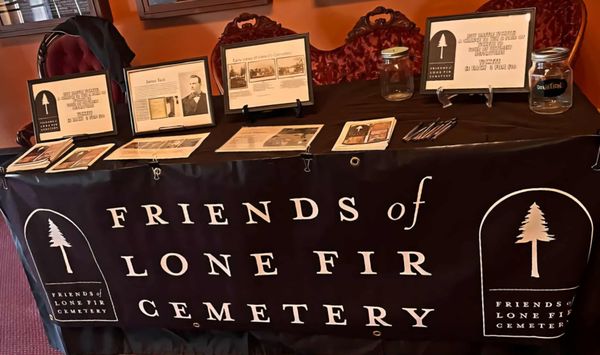 Hollywood Theatre by null