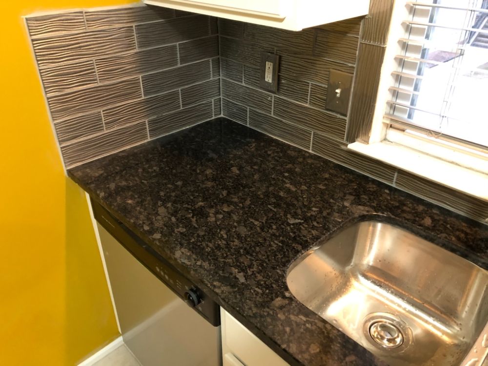 Slide of Gibson & Granite