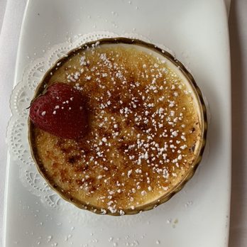 Max's Es-Ca - Crème Brûlée - Italian Near Me - Staten Island, New York Max's Es-Ca - Crème Brûlée - Italian Near Me - Staten Island, New York